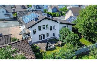 Haus kaufen in 56593 Horhausen, Vielseitig nutzbares Wohnhaus mit Sauna, Kamin und großem Garten in Horhausen!