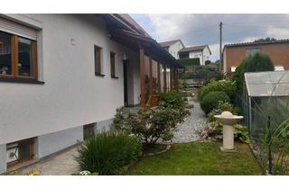 Haus kaufen in Dorfstraße 32, 86447 Aindling, Zweifamilienhaus (240 m²) mit zwei Einheiten, Garten und Garage – ruhig in Gaulzhofen, Aindling