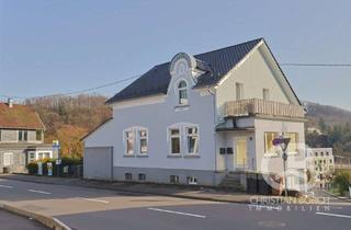 Mehrfamilienhaus kaufen in 51643 Gummersbach, Vermietetes Mehrfamilienhaus in zentraler Stadtrandlage von Gummersbach.
