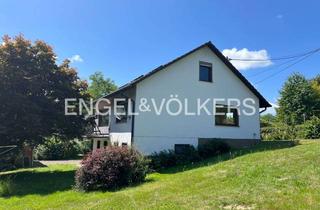 Einfamilienhaus kaufen in 57258 Freudenberg, Sanierungsbedürftiges Einfamilienhaus in Freudenberg