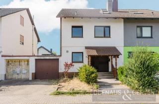 Doppelhaushälfte kaufen in 76706 Dettenheim, Familienfreundliche Doppelhaushälfte mit Garten und viel Potenzial