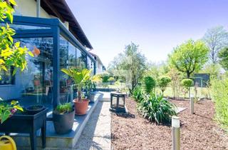 Doppelhaushälfte kaufen in 85635 Höhenkirchen-Siegertsbrunn, Moderne Doppelhaushälfte 173 m² Wohnfläche, Doppelgarage, Wintergarten
