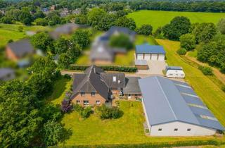 Haus kaufen in 25872 Ostenfeld, Wohnen, Gewerbe & Rendite! Vielseitig nutzbares Immobilienensemble mit Halle & Garagen in Ostenfeld!
