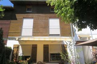 Doppelhaushälfte kaufen in 94469 Deggendorf, Doppelhaushälfte in bevorzugter Wohnlage in Deggendorf