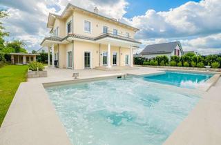 Villa kaufen in 01796 Pirna, Mediterrane Stadtvilla mit Pool für gehobene Wohnansprüche