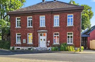 Haus kaufen in 52134 Herzogenrath, Denkmalgeschütztes Herrenhaus in Herzogenrath–Wohnen, Arbeiten und vielfältige Nutzungsmöglichkeiten