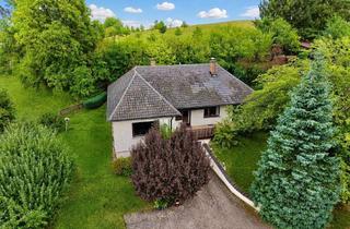Haus kaufen in 96170 Lisberg, Toller Bungalow mit Garten und traumhaften Fernblick in Lisberg