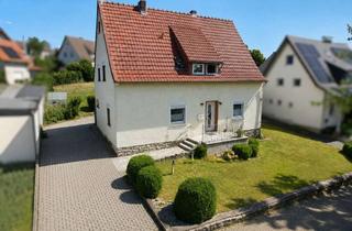 Haus kaufen in 37671 Höxter, Ein- bis Zweifamilienhaus mit attraktiver Rendite in Höxter-Bosseborn