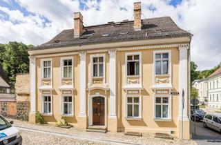 Mehrfamilienhaus kaufen in 16259 Bad Freienwalde, Historisches Mehrfamilienhaus mit 4 vermieteten Wohnungen und attraktiver Rendite in Bad Freienwalde