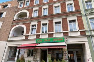 Anlageobjekt in 14471 Brandenburger Vorstadt, Provisionsfreies Investment-Doppelpack: Wohnung + Gewerbe in Charlottenhof – beide vermietet