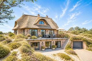 Grundstück zu kaufen in 25980 Sylt, RANTUM. DÜNEN. FREIHEIT. - Eine der seltenen Möglichkeiten, auf Sylt neu zu bauen.