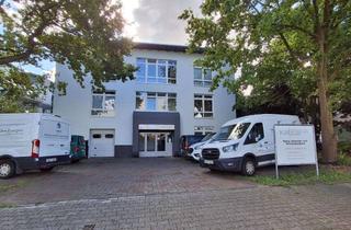 Gewerbeimmobilie kaufen in Friedrich-Bessel-Straße 12, 50126 Bergheim, Modernisiertes Büro- & Werkstattgebäude – vermietet, eine Mieteinheit frei werdend