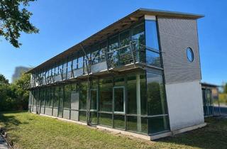 Gewerbeimmobilie kaufen in Dresdner Straße, 91058 Bruck, Investmentobjekt mit Vermietungs- und Entwicklungsperspektive | 2.071 m² | 42 Stellplätze