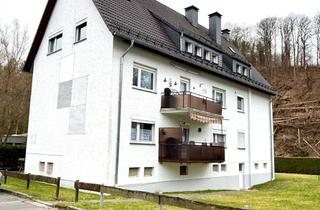 Wohnung kaufen in 58513 Lüdenscheid, Clever investieren oder selbst einziehen – Charmante 67 m² Dachgeschosswohnung mit Potenzial
