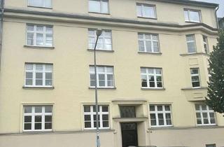 Wohnung mieten in Robert-Beltz-Straße 10, 19059 Weststadt, Attraktive 3-Zimmer-Wohnung mit EBK