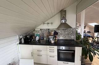 Wohnung mieten in 85614 Kirchseeon, Helle 1-Zi-Dachgeschosswohnung mit Klimaanlage, Balkon & EBK – Kirchseeon