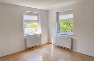 Wohnung mieten in 37083 Göttingen, Großzügige 4,5-Zimmer-Erdgeschosswohnung mit Balkon und neuer Einbauküche in Göttingen-Südstadt