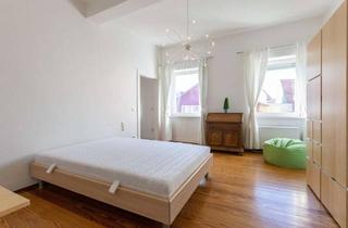 Wohnung mieten in Hauptstraße 125, 69168 Wiesloch, Charmante & geräumige Altbauwohnung im Herzen von Wiesloch - Unschlagbare Innenstadtlage
