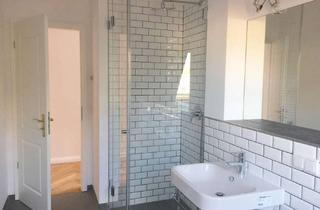 Wohnung mieten in Mainzer Straße, 10247 Friedrichshain, Befristet bis Nov. 2027: Schmucke Dachgeschoss-Wohnung - Kiez-Lage, hell & ruhig, gehobener Standard