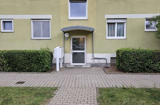 Wohnung mieten in Voltastraße 16, 90766 Hardhöhe, Geschmackvolle Hochparterre-Wohnung mit zweieinhalb Zimmern sowie Balkon und EBK in Fürth