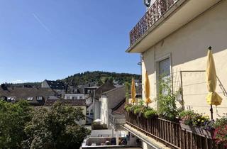 Wohnung mieten in Kurstraße 11, 61231 Bad Nauheim, Zentral gelegene Altbauwohnung in Bad Nauheim