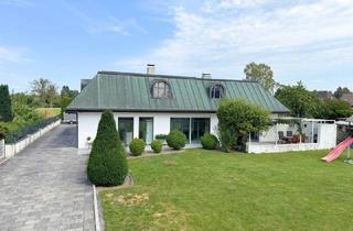 Villa kaufen in 29553 Bienenbüttel, Exklusive Architektenvilla mit unverbaubarem Blick auf die Ilmenauwiesen