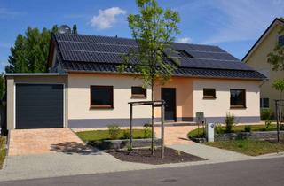Haus kaufen in 06258 Schkopau, 5 Zi. auf 1 Ebene, u.a.m. FBHz, Wärmepumpe, Ton-Dachst., Grundriss variabel / Grundstück inklusive!