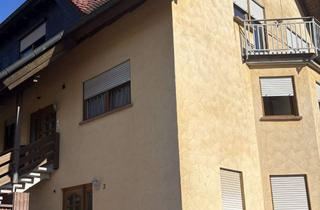 Haus kaufen in Pirminiusring, 67714 Waldfischbach-Burgalben, Bezugsfertig renovierte DHH in bester Lage mit zwei WE