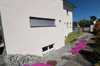 Einfamilienhaus kaufen in 93133 Burglengenfeld, Wohnen mit Charakter: Großzügiges Einfamilienhaus in Burglengenfeld