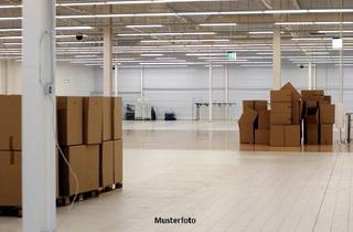Gewerbeimmobilie kaufen in 73033 Göppingen, Gewerbehalle mit Büro-, Sozial- und Wohnräumen - vielseitig nutzbar