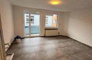 Wohnung kaufen in 75175 Pforzheim, Pforzheim - Top-Kapitalanlage! Renovierte Wohnung im 1.OG - Stadtnahe