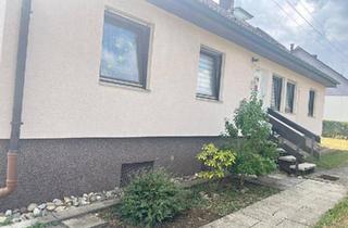 Einfamilienhaus kaufen in 78628 Rottweil, Rottweil - Wunderschönes Haus mit 2 Wohnungen und großem Grundstück