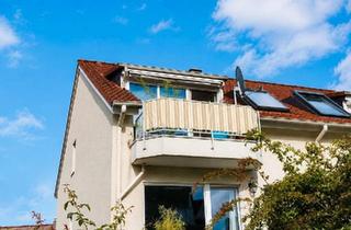 Wohnung kaufen in 42929 Wermelskirchen, Wermelskirchen - Kapitalanlage-vermietete 2-Zimmer-ETW mit Garage und Balkon