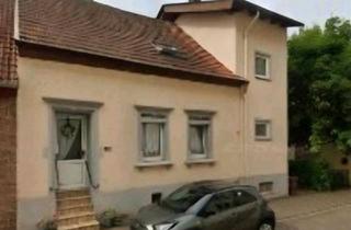 Haus kaufen in 67714 Waldfischbach-Burgalben, Waldfischbach-Burgalben - Charmantes Zweifamilienhaus mit viel Potenzial