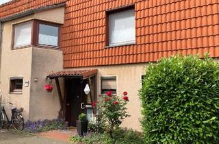 Reihenhaus kaufen in 30655 Hannover, Hannover - Behagliches Reihenhaus mit kleinem Garten
