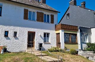 Haus kaufen in 95100 Selb, Selb - Geräumiges Reiheneckhaus mit gr. Garten und Panoramablick