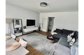 Wohnung kaufen in 42651 Solingen, Solingen - *Provisionsfrei* Eigentumswohnung - Balkon und Stellplatz