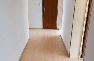 Wohnung kaufen in 91301 Forchheim, Forchheim - 4-Zimmer Wohnung mit großer Loggia in Forchheim