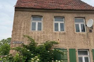 Mehrfamilienhaus kaufen in 39444 Hecklingen, Hecklingen - Mehrfamilienhaus sanierungsbedürftig.Bitte Lesen!