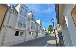 Wohnung kaufen in 53474 Bad Neuenahr-Ahrweiler, Barrierefreie Drei-Zimmer-Wohnung im Herzen von Ahrweiler mit Sonnenbalkon und eigenem TG-Stellplatz