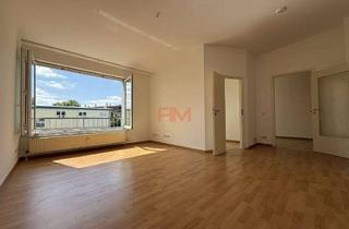 Wohnung kaufen in Schöneicher Straße 13a, 13055 Alt-Hohenschönhausen, 3-Zimmer Dachgeschoss mit Stellplatz und Einbauküche