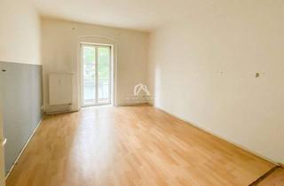 Wohnung kaufen in Anton-Saefkow-Straße, 10407 Prenzlauer Berg, 2- ZIMMER WOHNUNG MIT SÜDBALKON| RENOVIERUNGSBEDARF | PRENZLAUER BERG | PROVISIONSFREI |