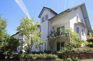 Wohnung kaufen in 64732 Bad König, Einfamilienhaus mit Einliegerwohnung (WEG-geteilt) mit Garage und Stellplätzen in Bad König!