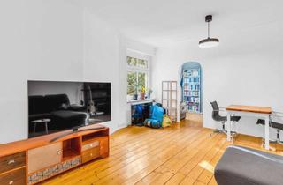Wohnung kaufen in 10559 Tiergarten, Großzügiger Altbaucharme trifft modernen Wohnkomfort im beliebten Stephankiez