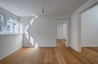 Wohnung kaufen in 80469 Ludwigsvorstadt-Isarvorstadt, Wohnen im Herzen des Glockenbachviertels – 2-Zimmer-Wohnung im denkmalgeschützten Altbau