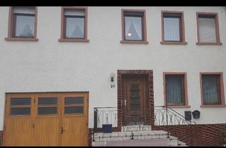 Wohnung mieten in Fahlser Straße 20, 54472 Burgen, Alltagstaugliche 3-Zimmer-Wohnung in Burgen