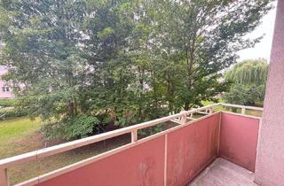 Wohnung mieten in Heinrich-Heine-Straße 51, 08058 Zwickau, Moderne 4 Zimmer Wohnung für Familien | + Balkon und individuelle EBK auf Wunsch