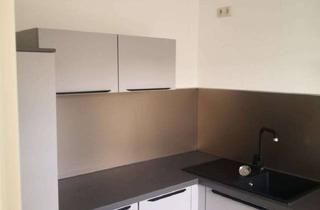 Wohnung mieten in Kirchbergstr. 58, 08451 Crimmitschau, Schöne kleine Erdgeschosswohnung in ruhiger Lage