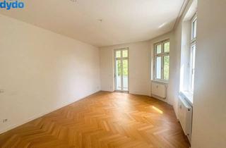 Wohnung mieten in 12167 Steglitz, Wunderschöne sanierte 4-Zimmerwohnung wartet auf neue Mieter + EBK