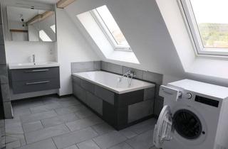 Wohnung mieten in Hechinger Straße 84, 72108 Rottenburg, Lebendiger Wohnraum: 2,5-Zimmer-Wohnung in Rottenburg am Neckar